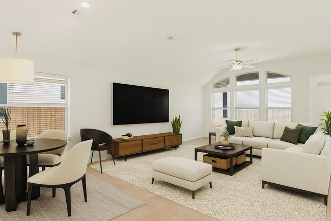 Building Photo - 6142 Thief River Fls Dr