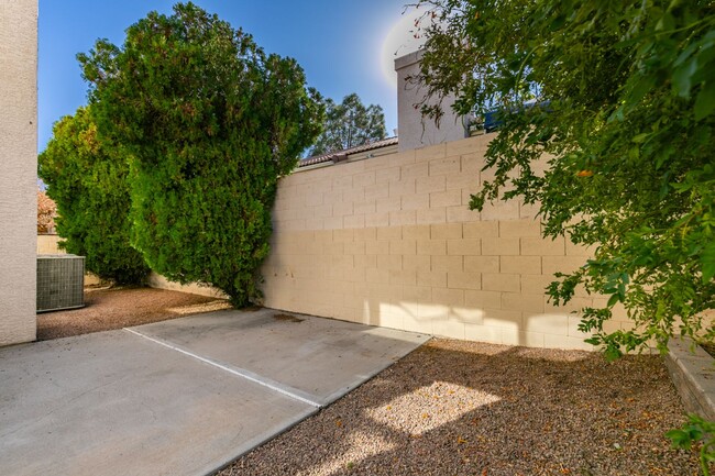 Building Photo - Beautiful remodeled 3 bedroom 2-story home...