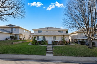 Building Photo - Bright & Spacious 2-Bedroom Condo with Great Amenities