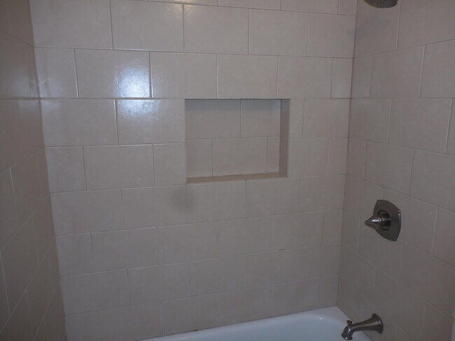Building Photo - 3110 Isla Marino St