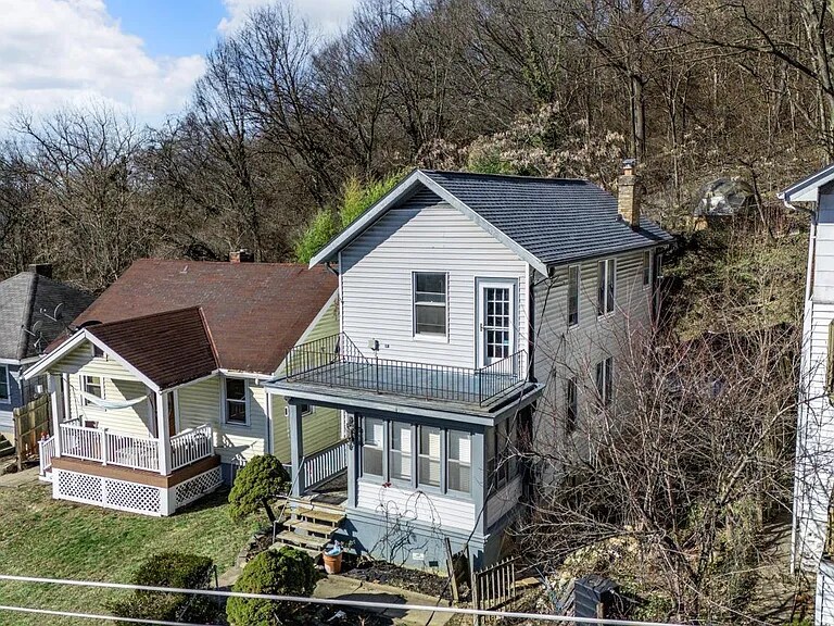 Building Photo - 2855 Marshall Ave