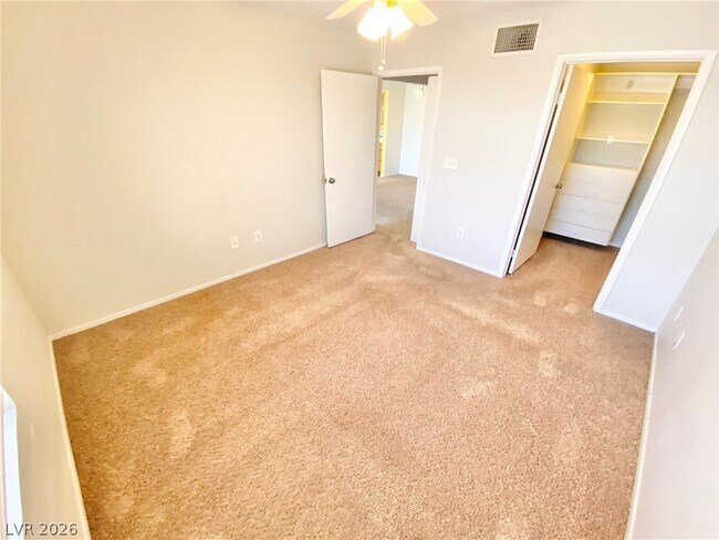 Building Photo - 1909 High Valley Ct