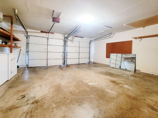 Building Photo - 8708 Coastal Dr