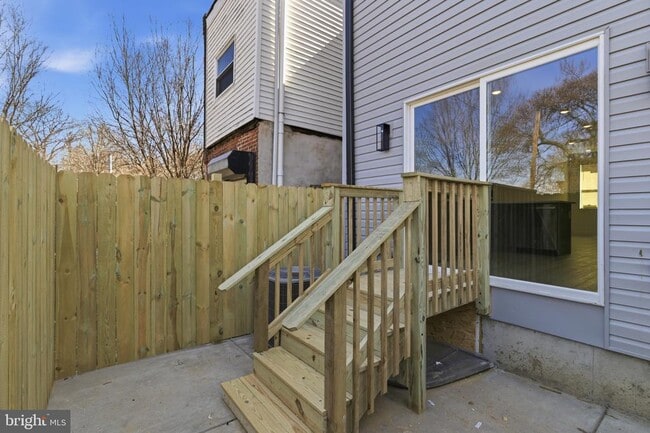 Building Photo - 1023 W Orleans St