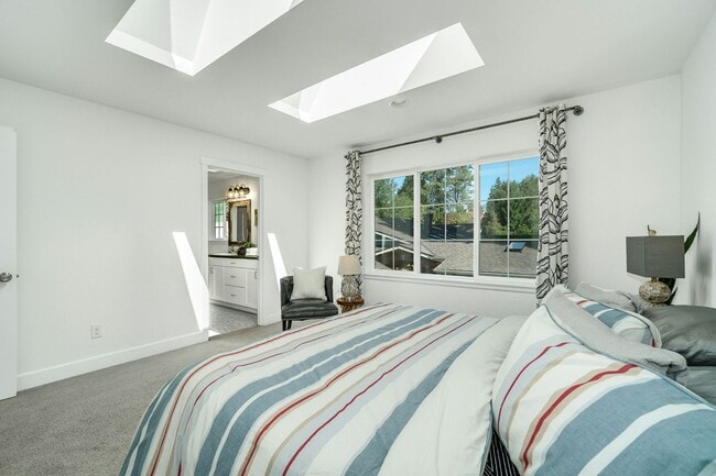 Building Photo - Luxury Estate Compound in Woodinville