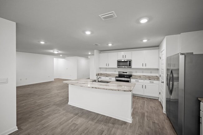 Building Photo - 7087 Abigail St