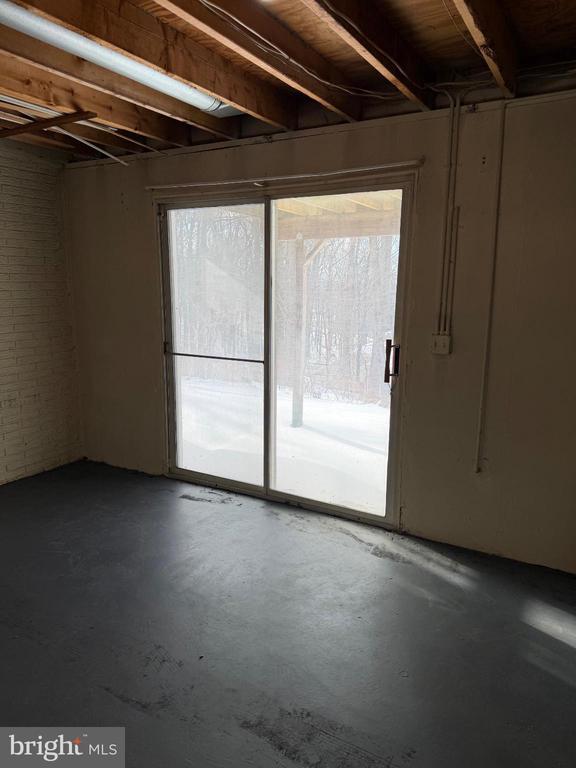 Building Photo - 1243 Peggy Dr