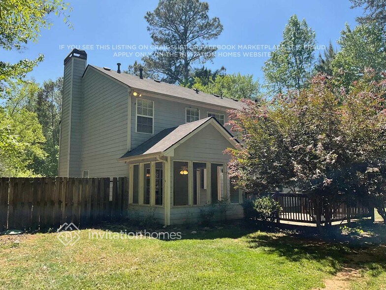 Building Photo - 5755 Woodstone Dr