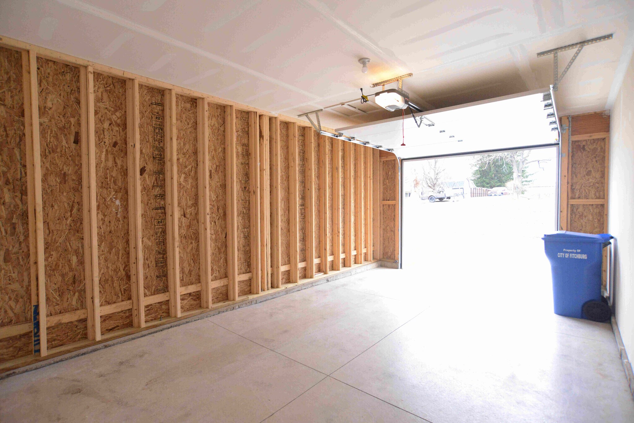 Building Photo - 4829 Suelo Rd