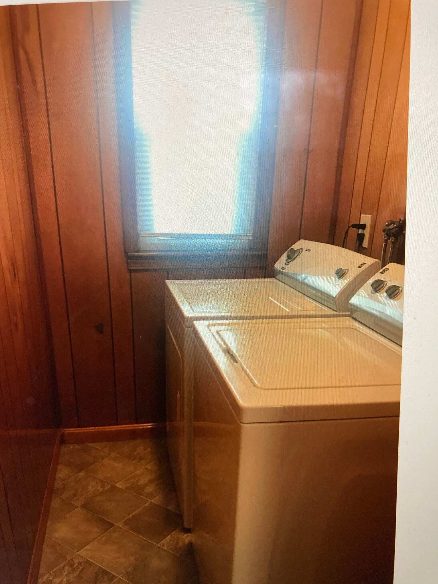 Building Photo - 336 Lagrange