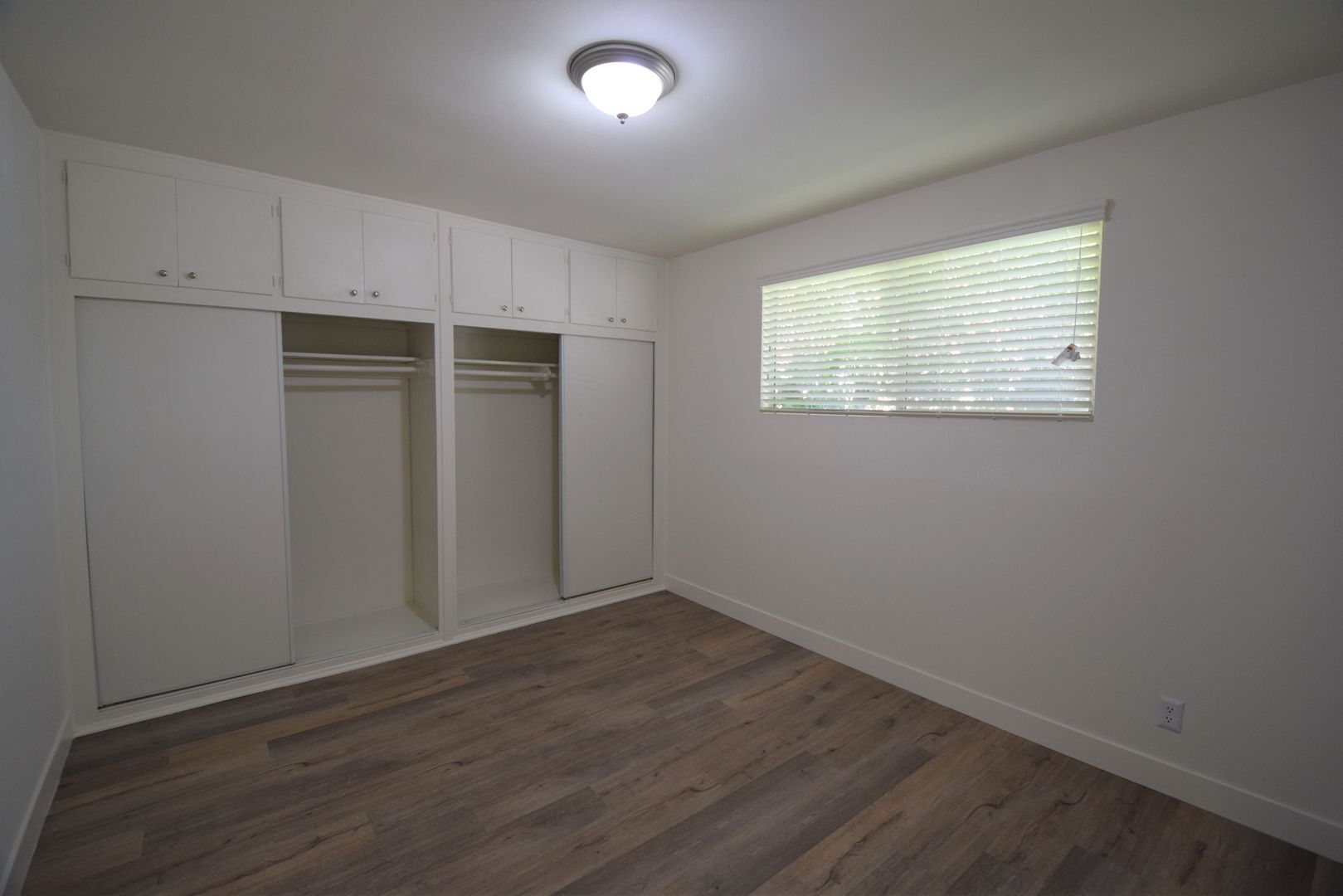 Building Photo - 4565 Hazeltine Ave