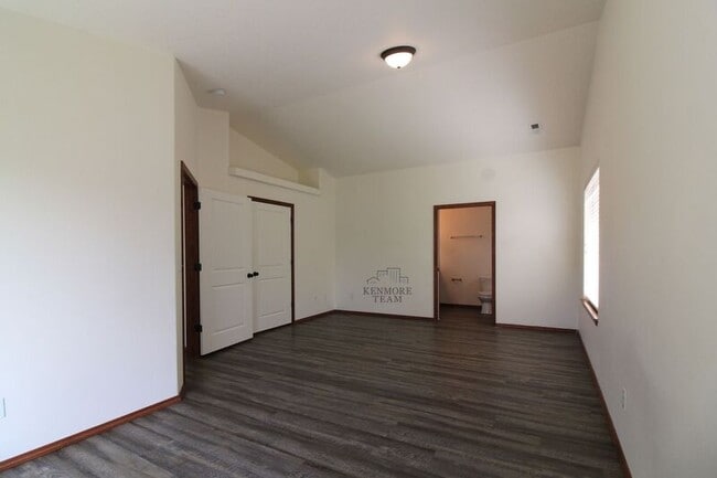 Building Photo - 4608 Yucatan Ct