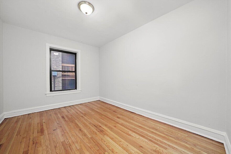 Building Photo - 2706 N Spaulding Ave