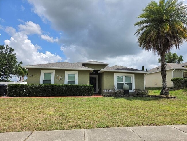 Building Photo - 2215 Kingscrest Cir