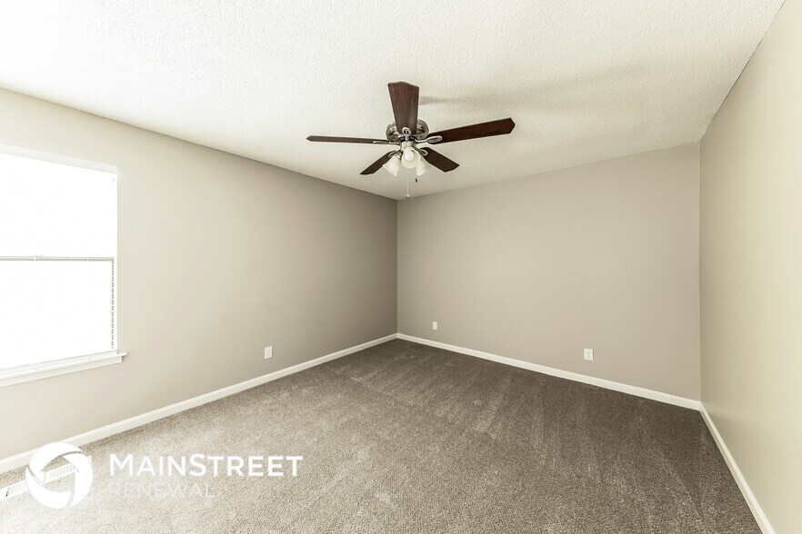 Building Photo - 4246 Centerwood Dr