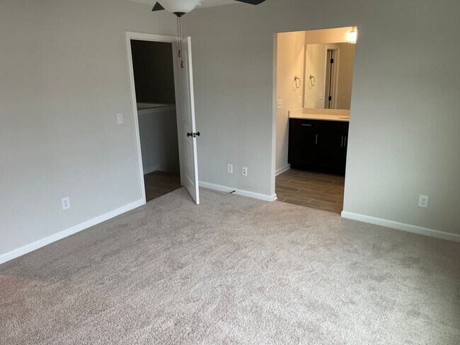 Building Photo - Townhome Available August 2026!