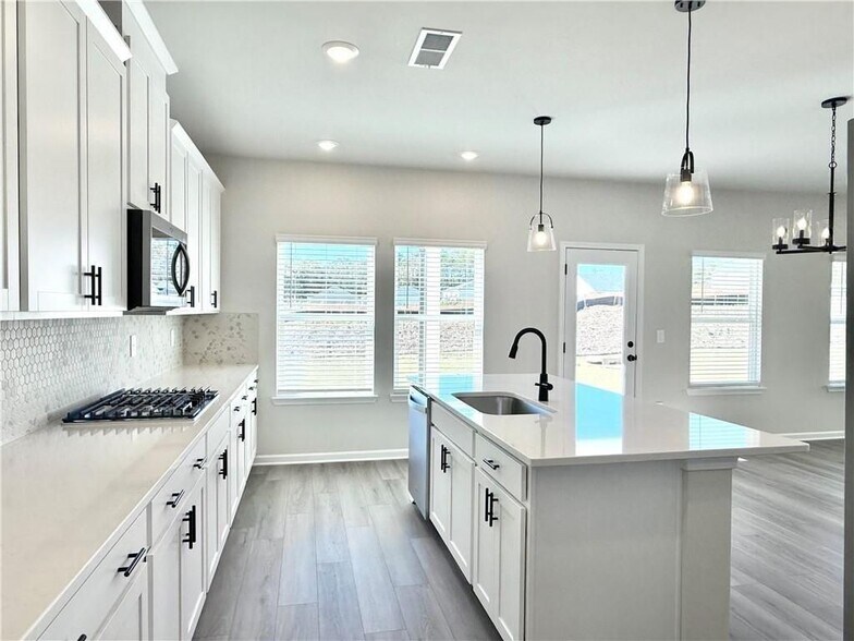 Building Photo - 2928 Sweet Red Cir