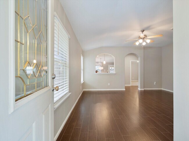 Building Photo - 21639 Falvel Lake Dr