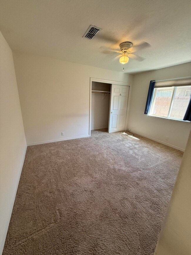 Building Photo - 8319 Santa Clarita St NE