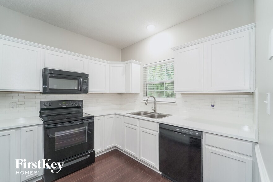Building Photo - 7510 Wilkins Terrace Dr