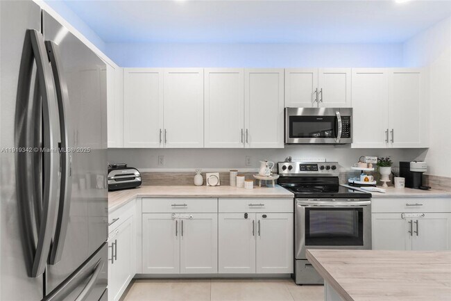 Building Photo - 28742 SW 134th Ct