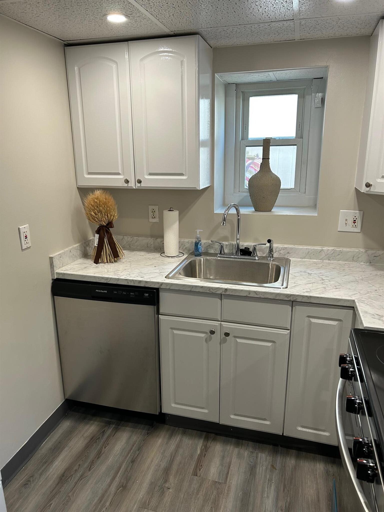 Building Photo - 43 Madison St