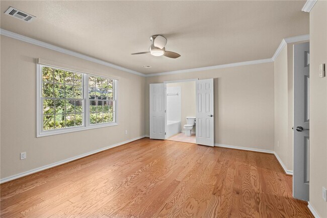Building Photo - 27 S Prairie Dunes Dr