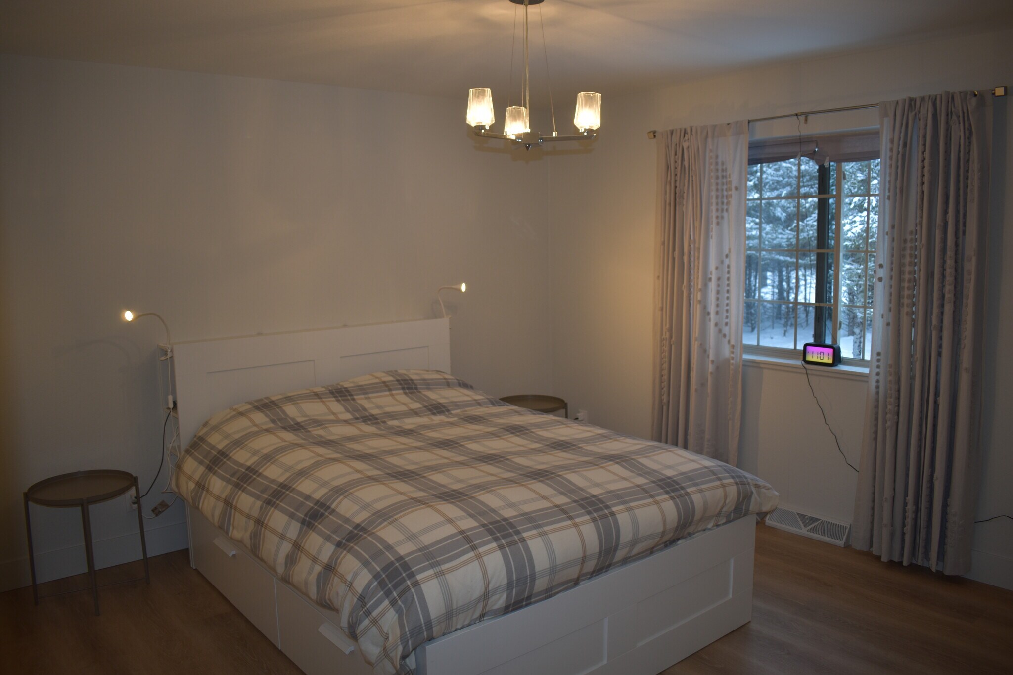 Building Photo - 6587 Rolling Hills Dr