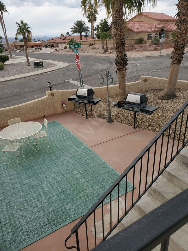 Building Photo - FURNISHED WITH POOL JANUARY - MARCH 2026