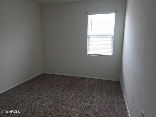 Building Photo - 18976 W Monroe St