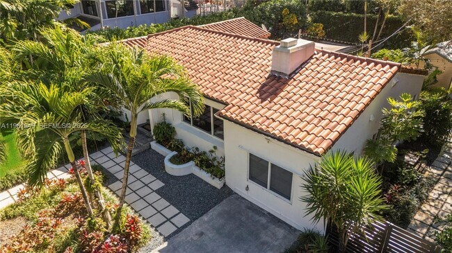 Building Photo - 70 NE 97th St