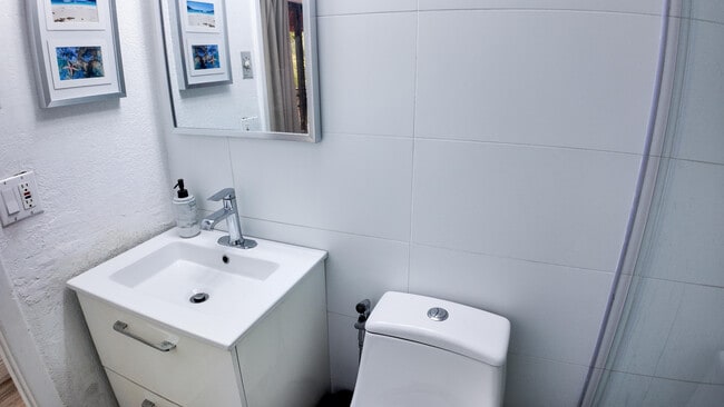 Building Photo - 8050 Severn Dr