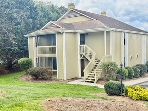 Building Photo - 110 Heywood Rd