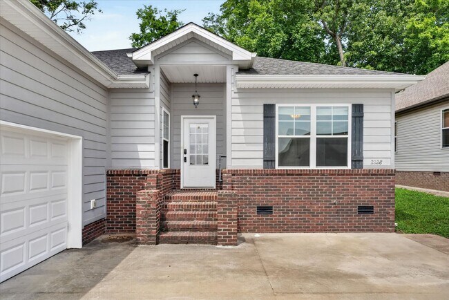 Building Photo - 2228 Killington Dr
