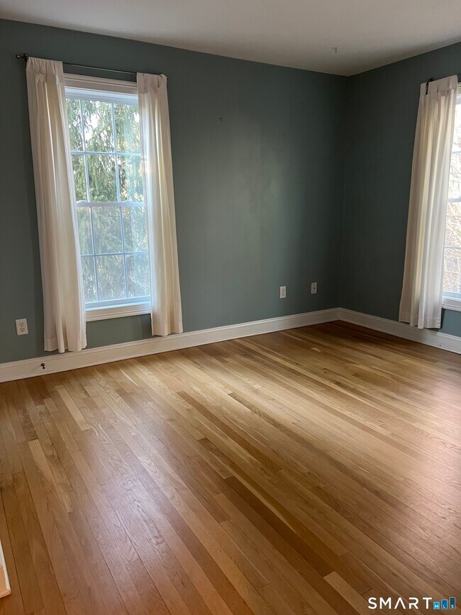 Building Photo - 22 Alcott Way