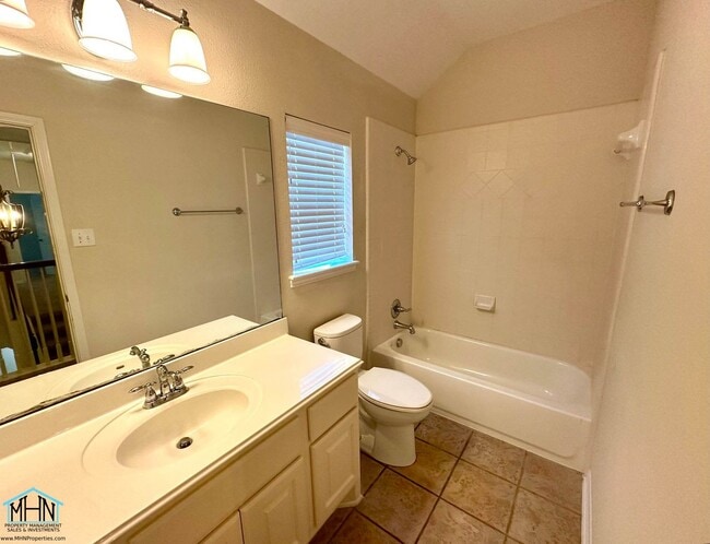 Building Photo - BEAUTIFUL 4 bed/2.5 bath near Stone Oak, j...