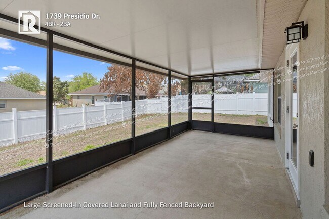 Building Photo - 1739 Presidio Dr