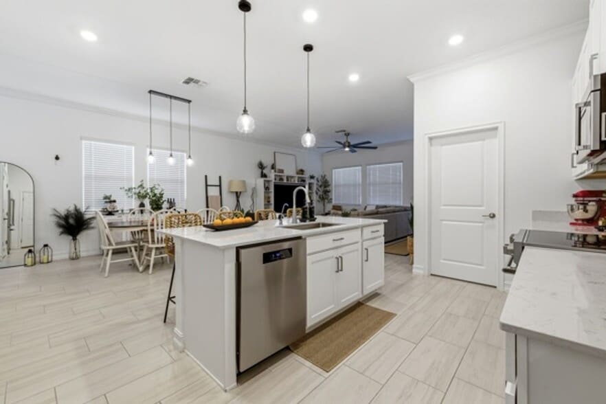 Building Photo - 7410 S Faul St