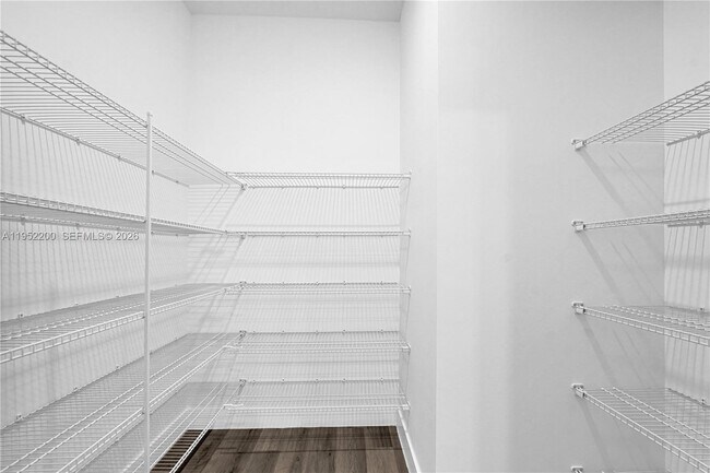 Building Photo - 4422 SW 122nd Ter