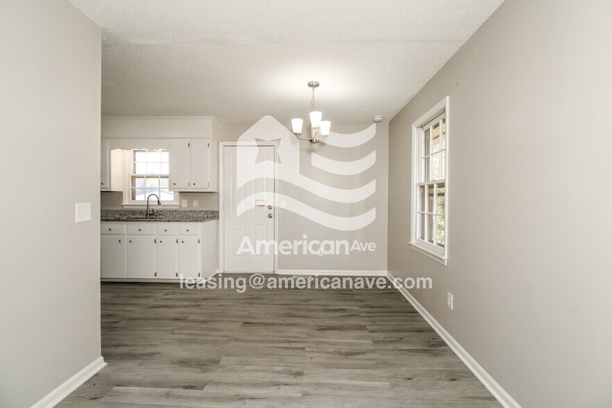 Building Photo - 101 Black Oak Rd