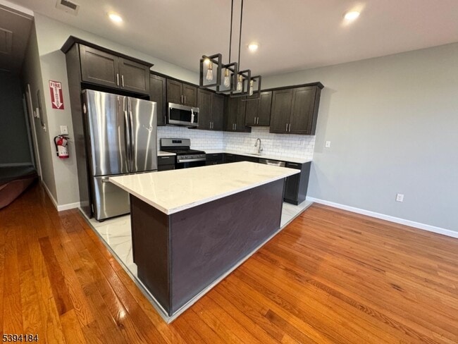 Building Photo - 61 N Grove St