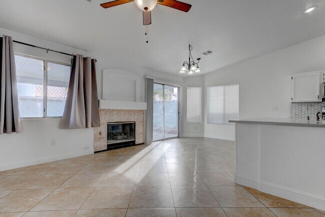 Building Photo - 2205 Riderwood Ave