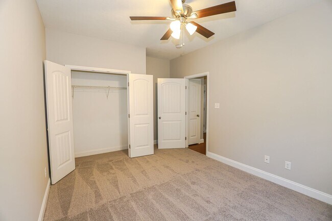 Building Photo - 4453 Galway Dr