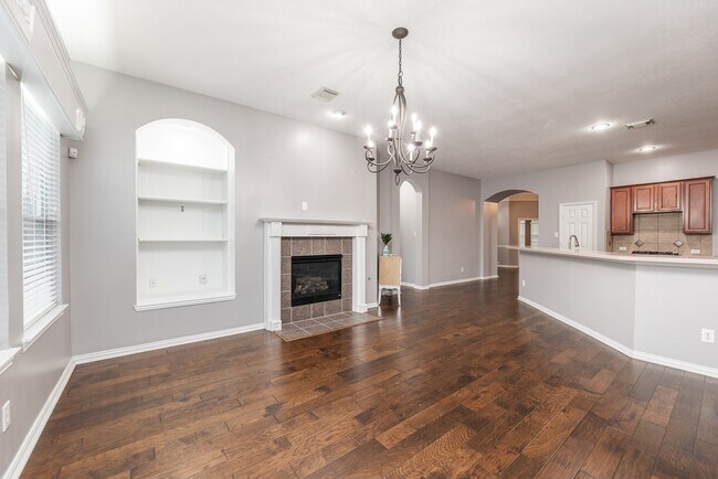 Building Photo - 8819 Rocky Knoll Ln