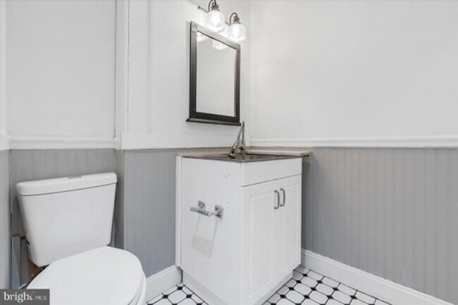 Building Photo - Enchanting Fells Point SFH 2bd/1.5ba w/ CAC, Modern Features, W/D and more! Available now