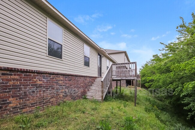 Building Photo - 6607 SW Chestnut Hill Rd