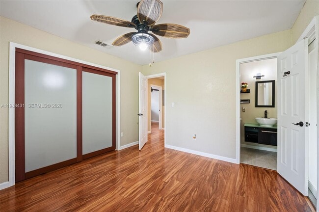 Building Photo - 7245 S Waterway Dr