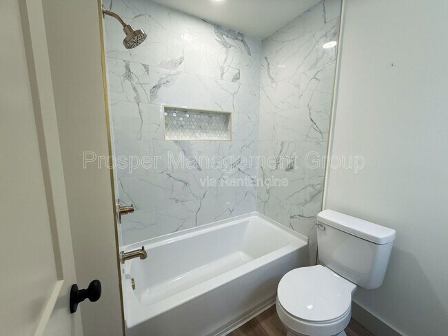 Building Photo - 5732 Allison Ave