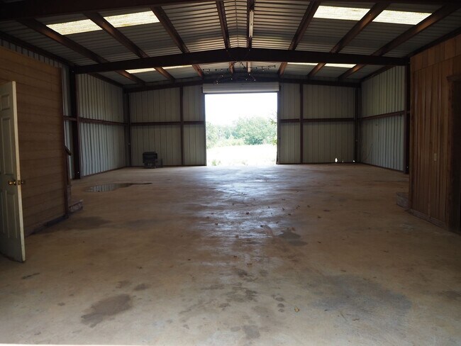 Building Photo - 7118 FM2931