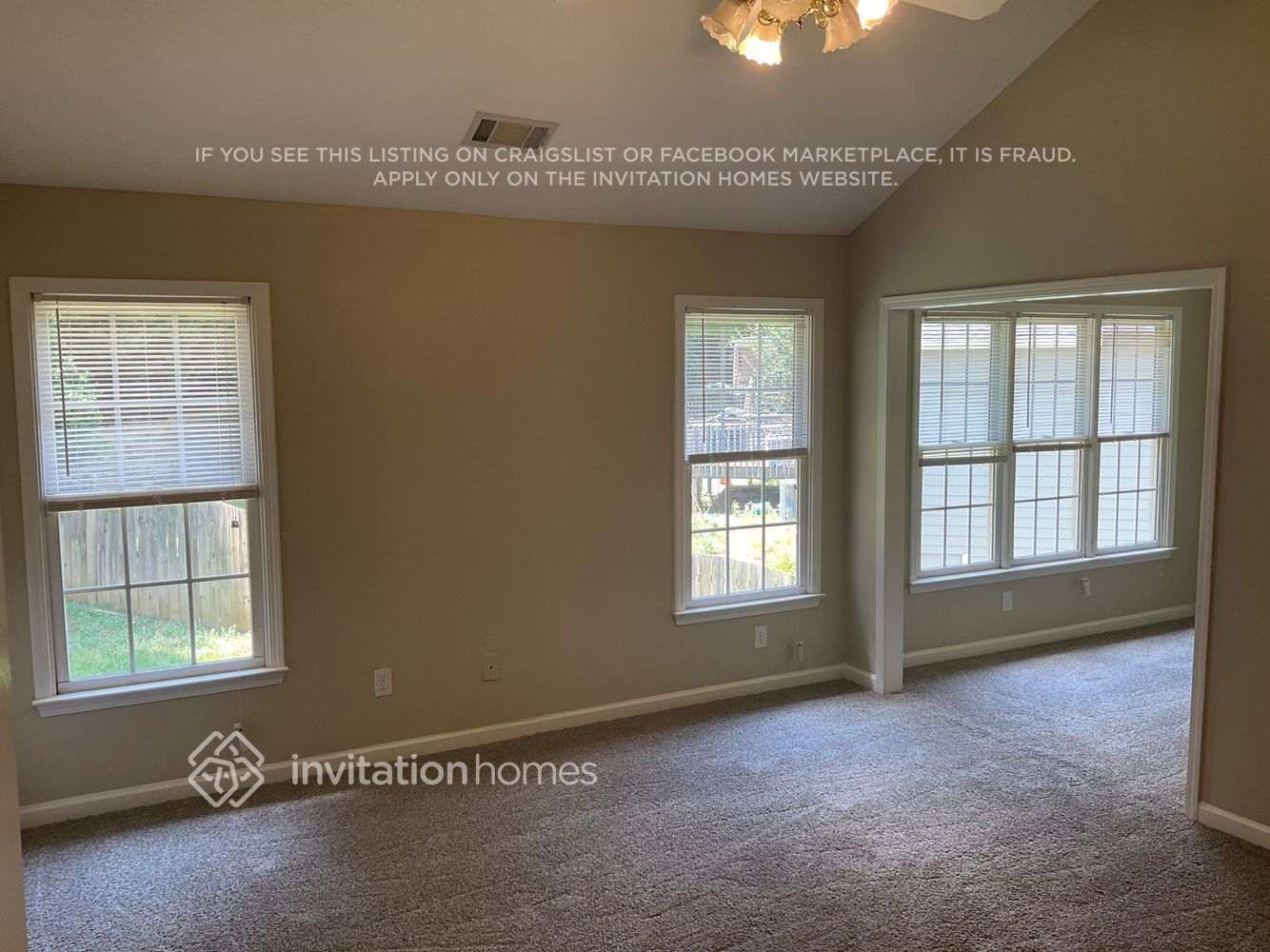 Building Photo - 174 Valleyside Dr